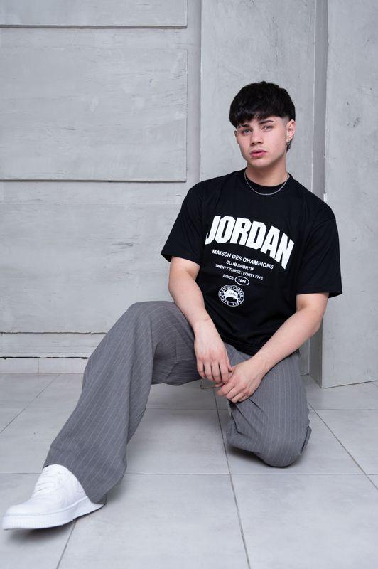 REMERA OVERSIZE JORDAN NEGRA XL-M-L