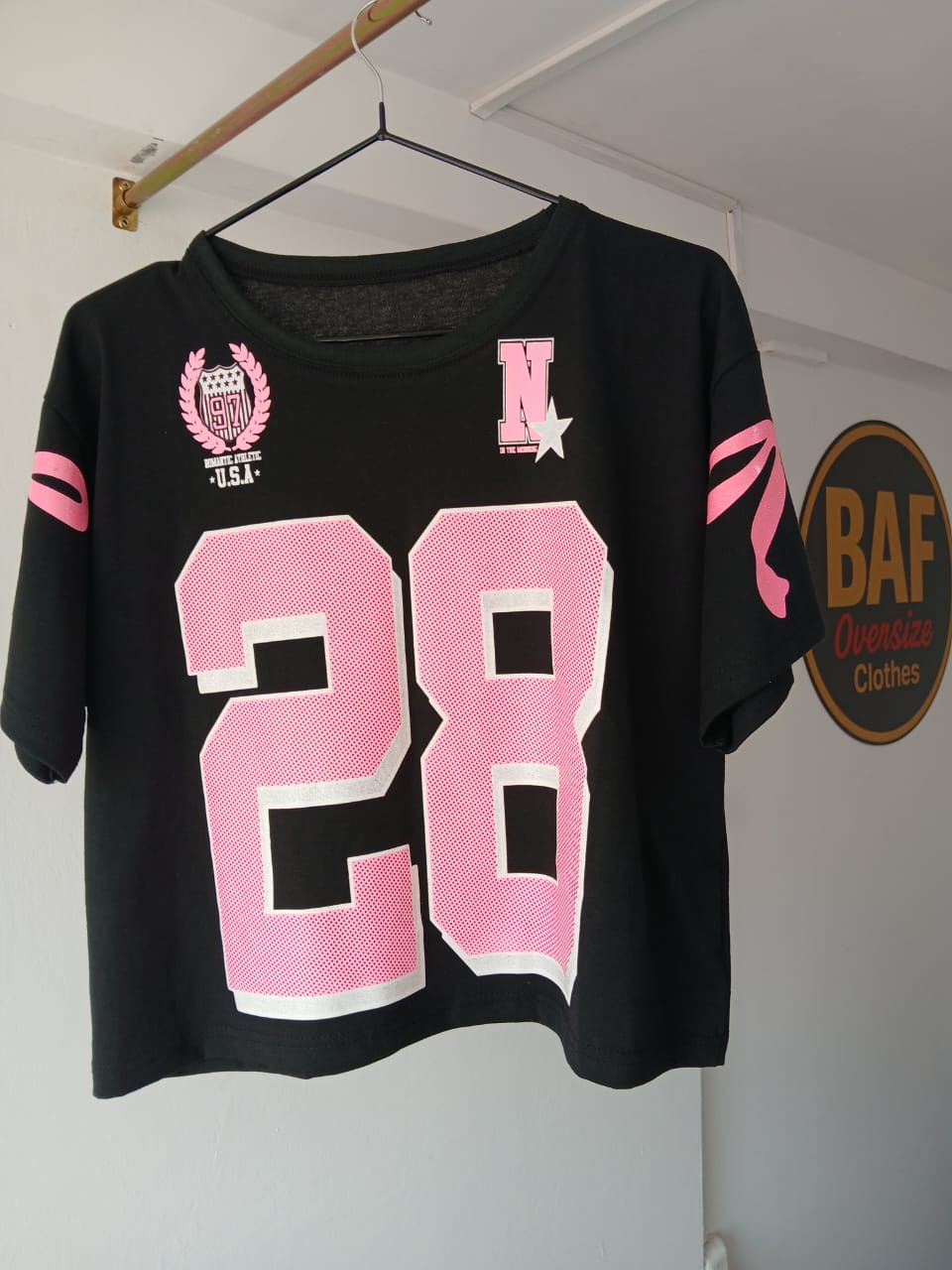 REMERA MUJER OVER CORTA VARIOS COLORES