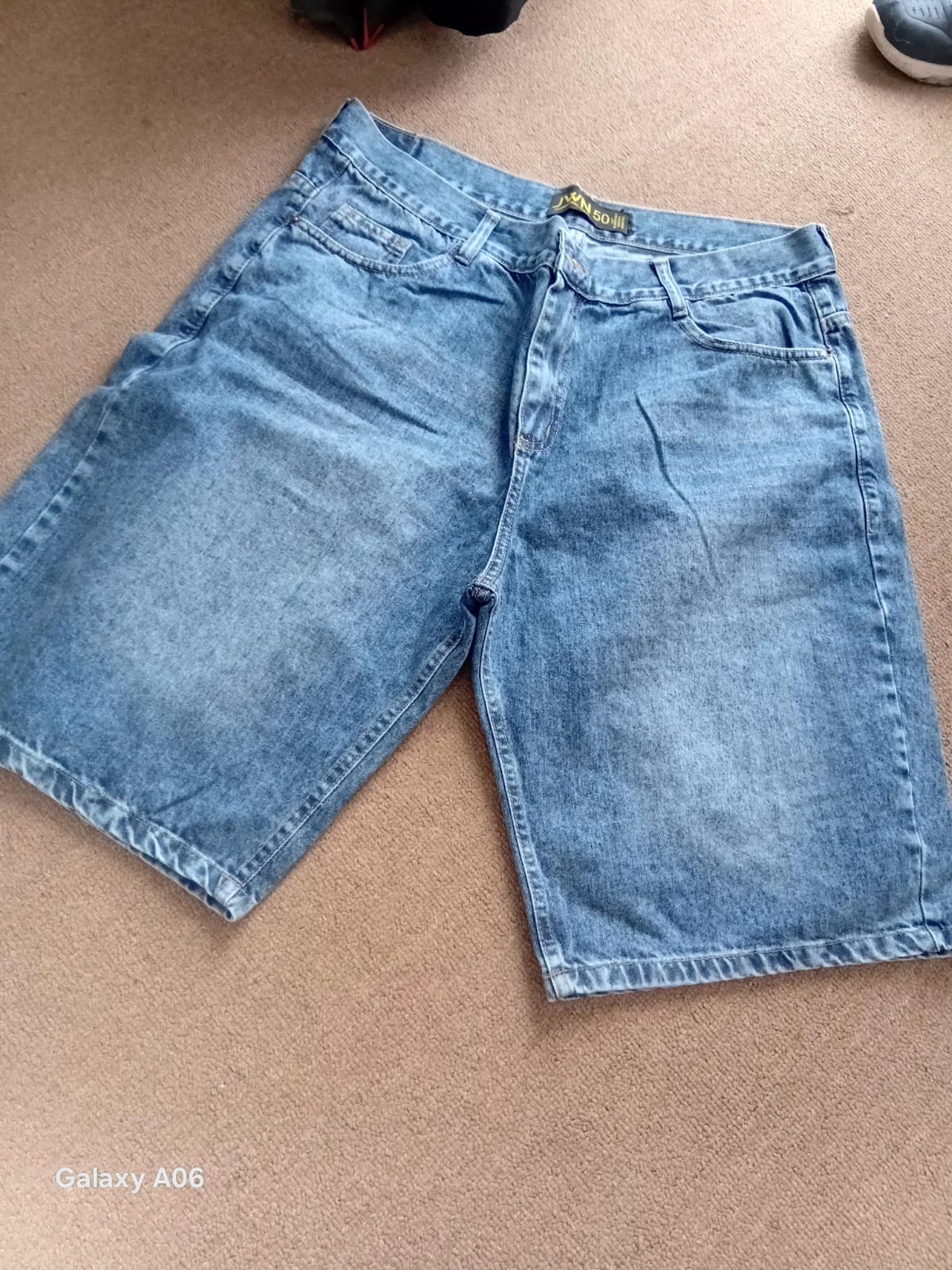 BERMUDA HOMBRE AZUL CLARO 50